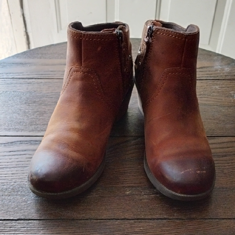 🚨BoGo½ New TEVA Brown Distressed Leather Ankle Boots